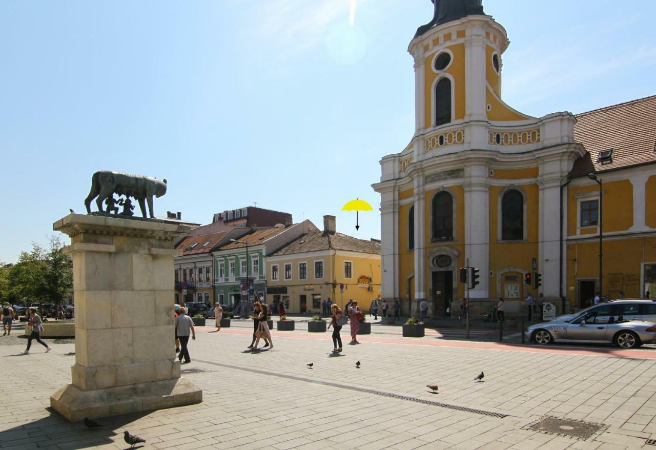 The Yellow Umbrella Studio Kolozsvár Kültér fotó