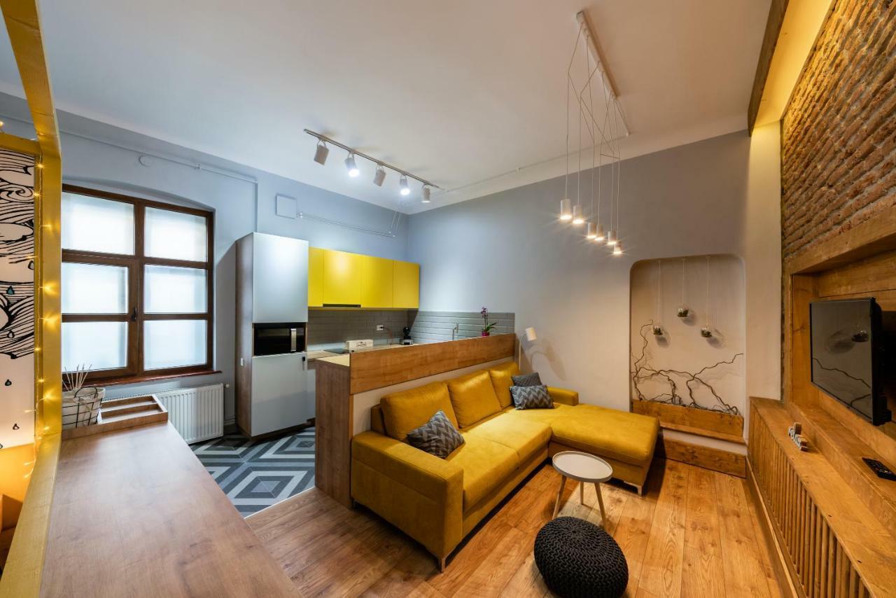 The Yellow Umbrella Studio Kolozsvár Kültér fotó